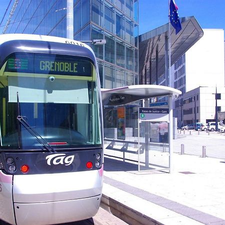 Rent4Night Grenoble Europole Lägenhet Exteriör bild